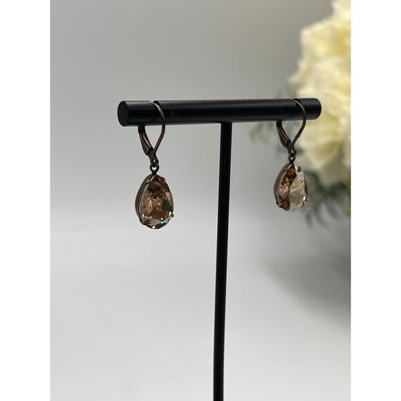 Liz Palacios Signed Swarovski Champagne Topaz Teardrop Crystal Leverback Earring - Picture 4 of 7